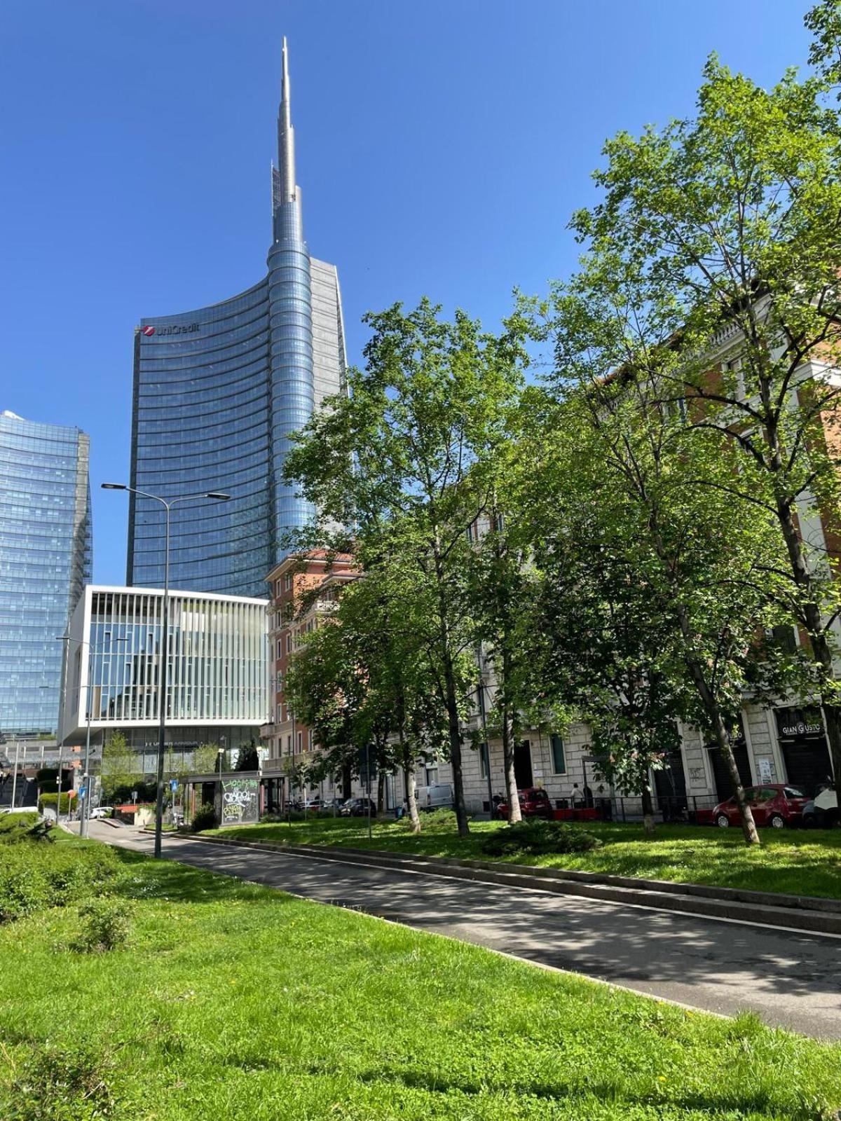 Regina By The Blue Twins Apartments Milano Bagian luar foto