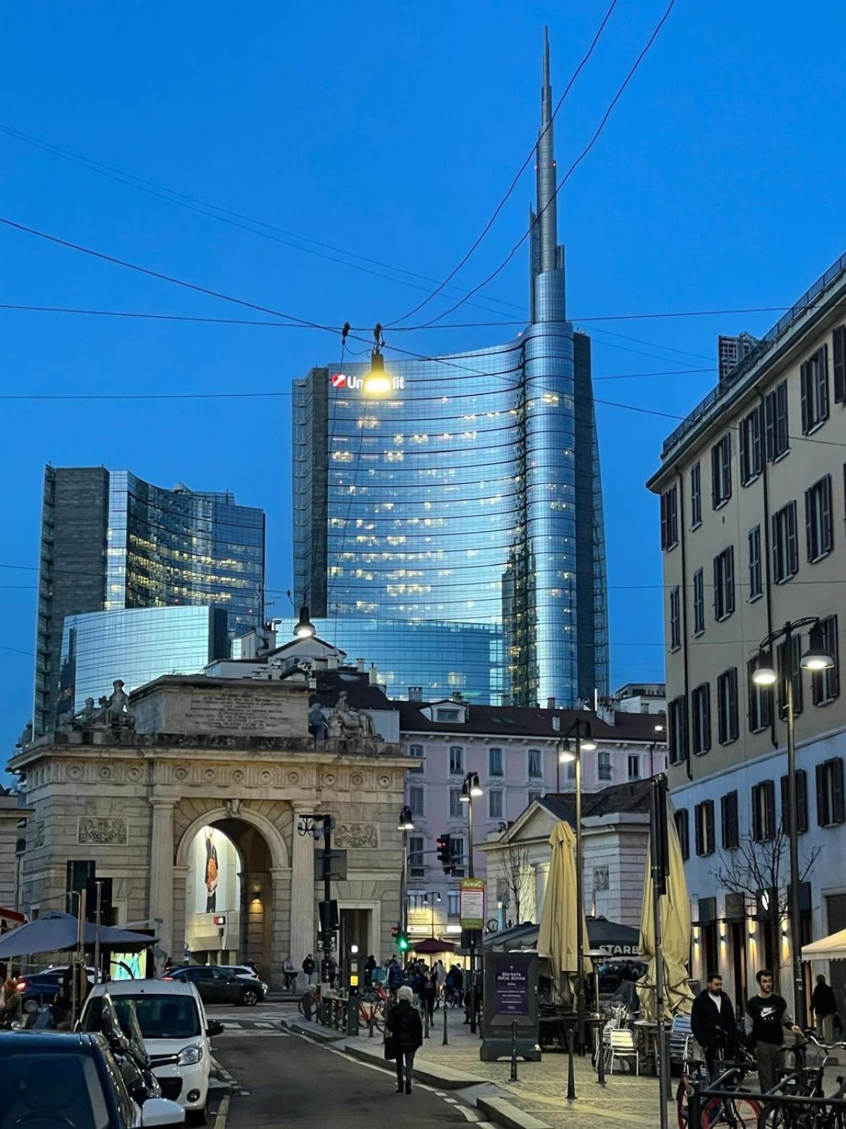 Regina By The Blue Twins Apartments Milano Bagian luar foto